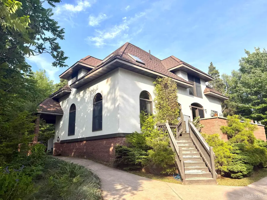 5912 5 Mile Pt, Allouez, MI 49805 - #3