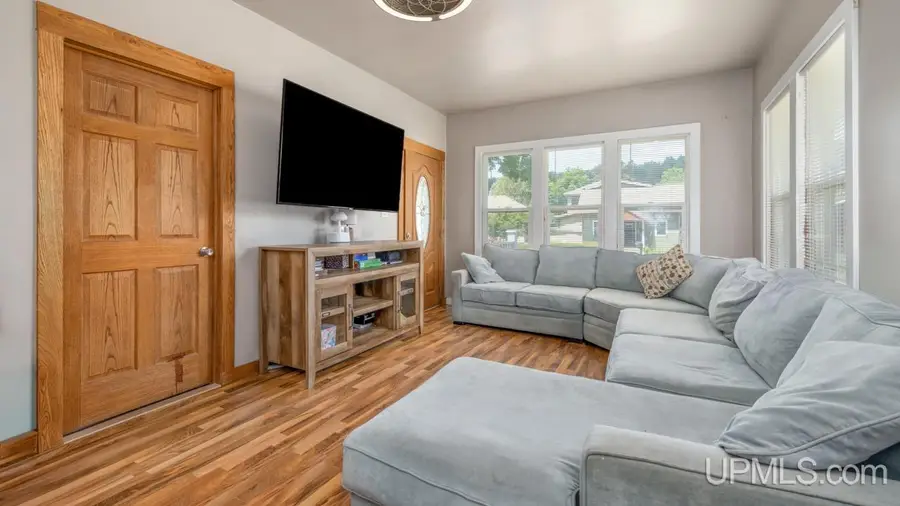 1924 Ledge, Niagara, WI 54151 - #2