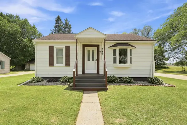 213 Peacock, Jackson, MI 49202