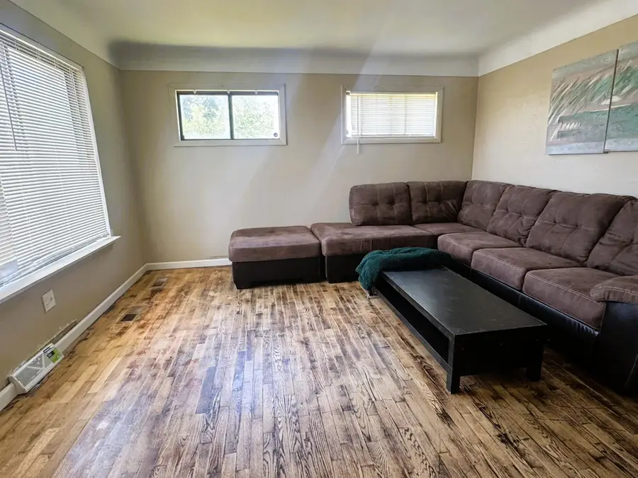 1535 Kearsley Park, Flint, MI 48506 - #2