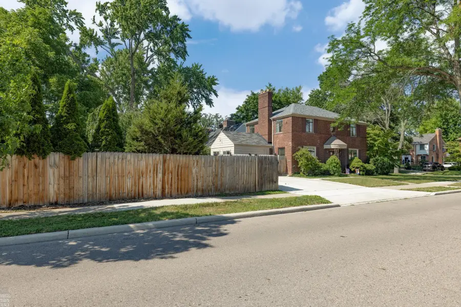 675 Fisher, Grosse Pointe, MI 48230 - #3