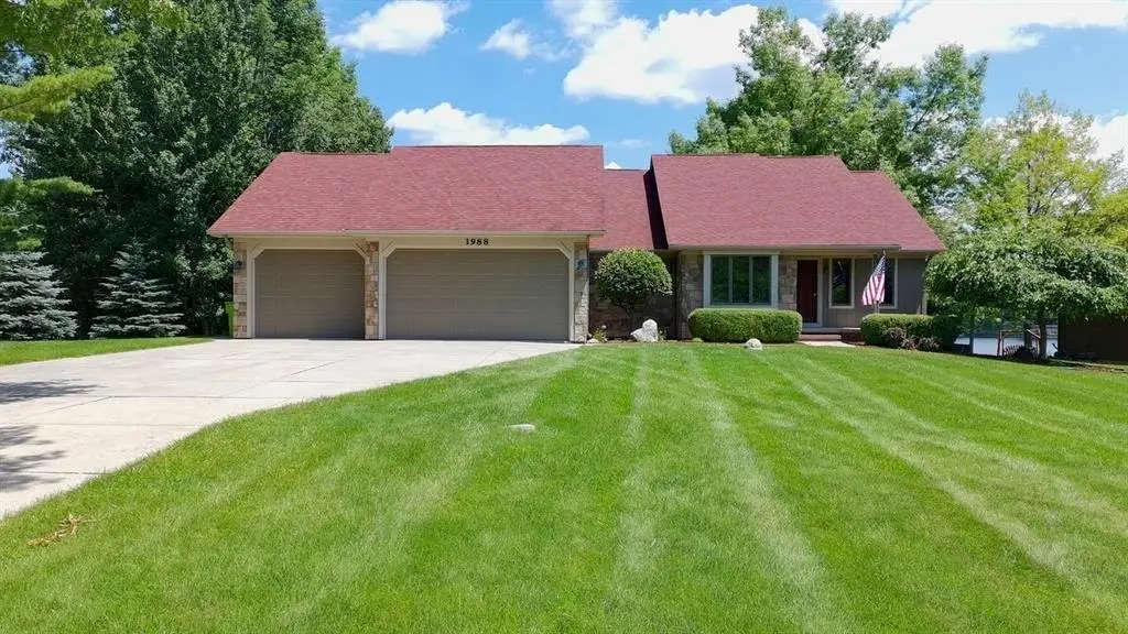 1988 N Haven, Gladwin, MI 48624 - #1