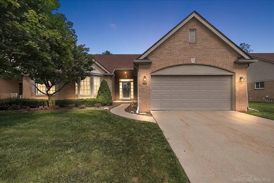 43350 Cove, Clinton Township, MI 48038 - #2