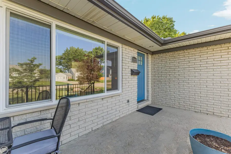 27927 Manhattan, Saint Clair Shores, MI 48081 - #3