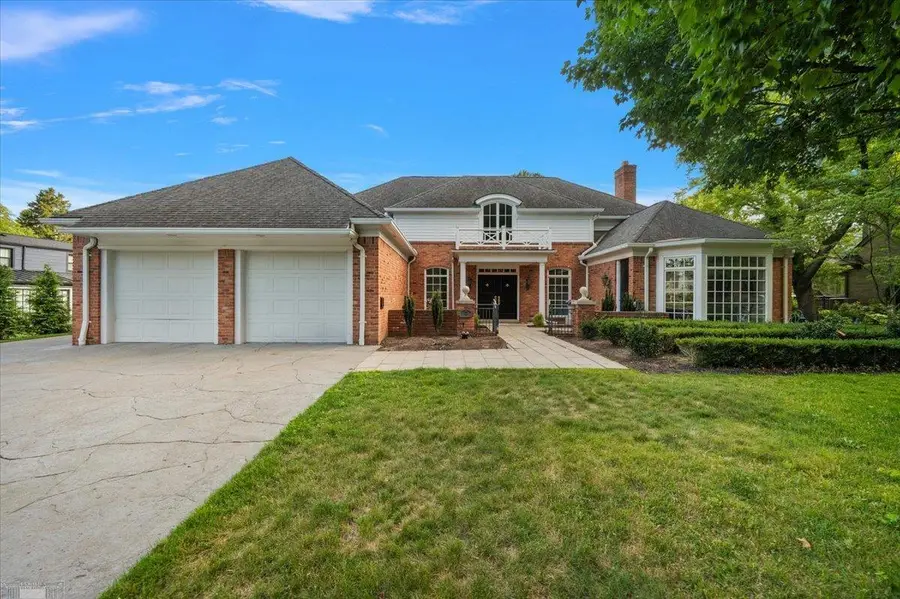 161 Lothrop, Grosse Pointe Farms, MI 48236 - #2