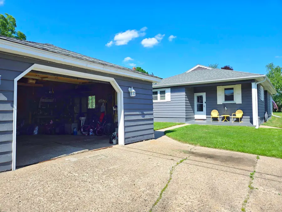301 Brown, Norway, MI 49870 - #2
