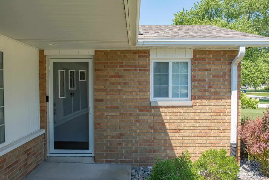 4353 Clement, Saginaw, MI 48603 - #2