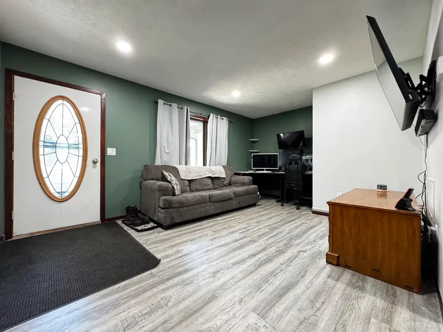 5751 Pine 0.25, Gladstone, MI 49837 - #2