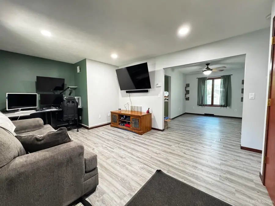 5751 Pine 0.25, Gladstone, MI 49837 - #3