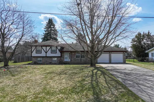 5226 Washtenaw, Burton, MI 48509