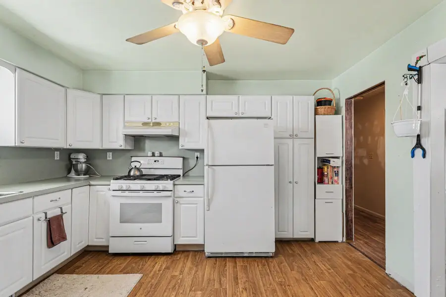 701 Rhodes, Pinconning, MI 48650 - #3