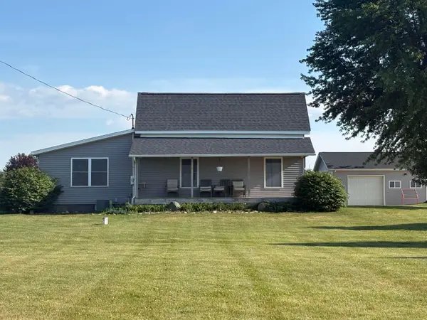 3200 E North Ridge, Chesaning, MI 48616