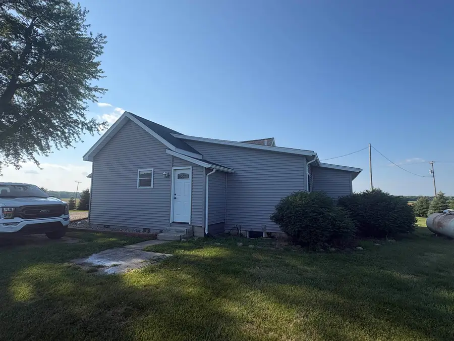 3200 E North Ridge, Chesaning, MI 48616 - #3