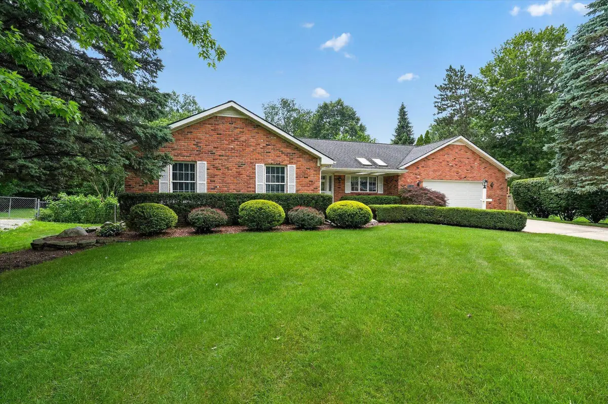8800 Mary Ann, Shelby, MI 48317 - #1
