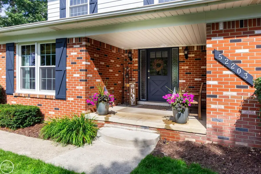 52203 Belle Arbor, Shelby, MI 48316 - #3