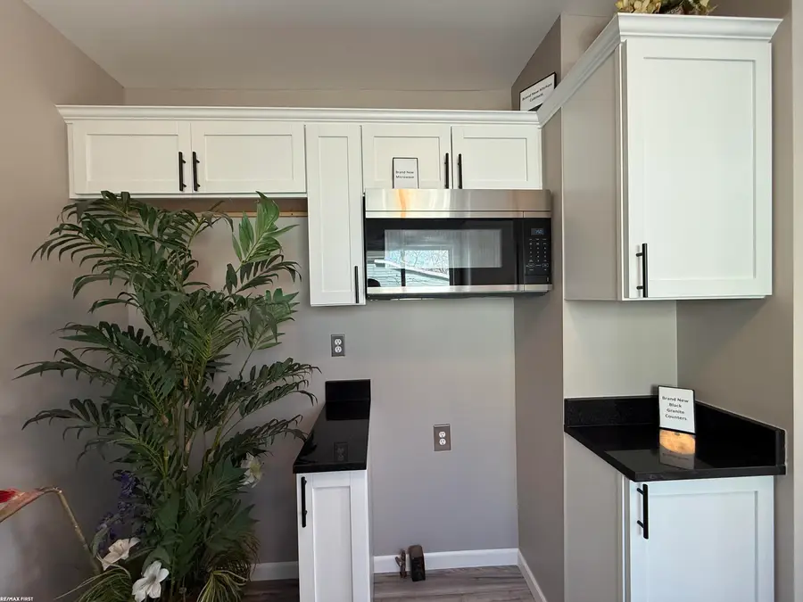 727 13th, Port Huron, MI 48060 - #3