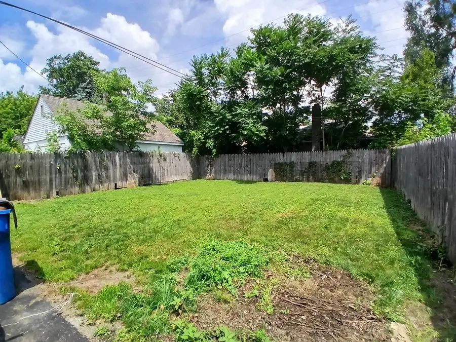 7559 Paige, Warren, MI 48091 - #2