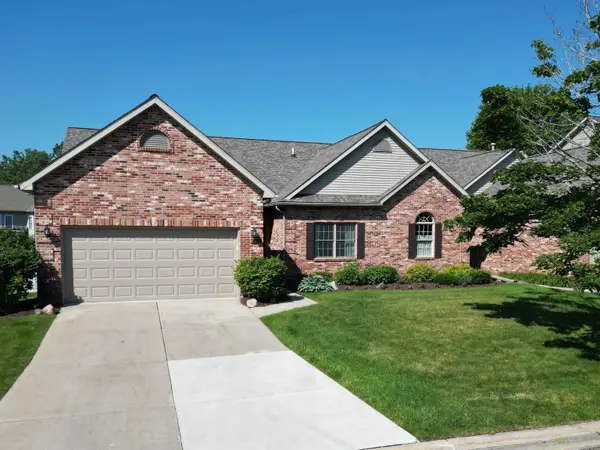 13056 Harbor Landings, Fenton, MI 48430