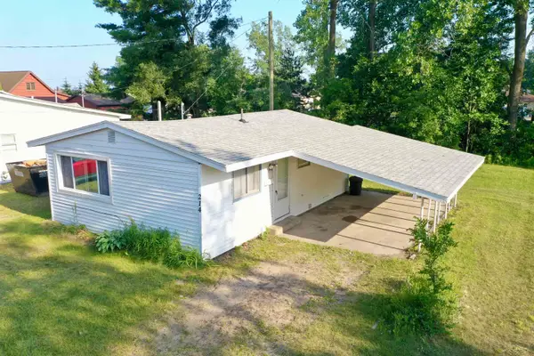 214 E Division, Oscoda, MI 48750