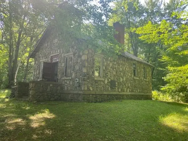 4988 E Wilson Rd, Harrison, MI 48625