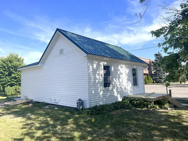 629 Alger, Owosso, MI 48867