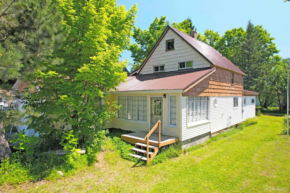 46520 Main, Dodgeville, MI 49921 - #1