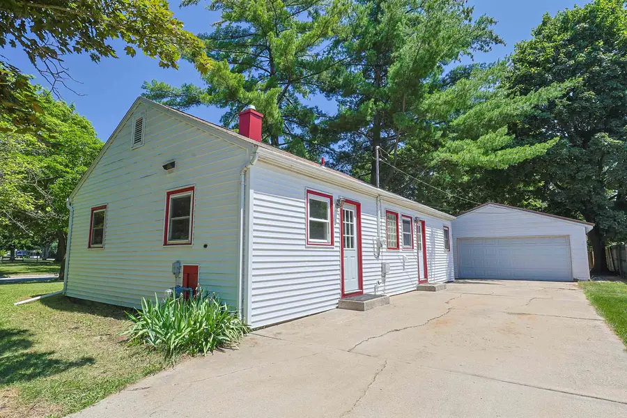 1002 E Sugnet, Midland, MI 48642 - #2