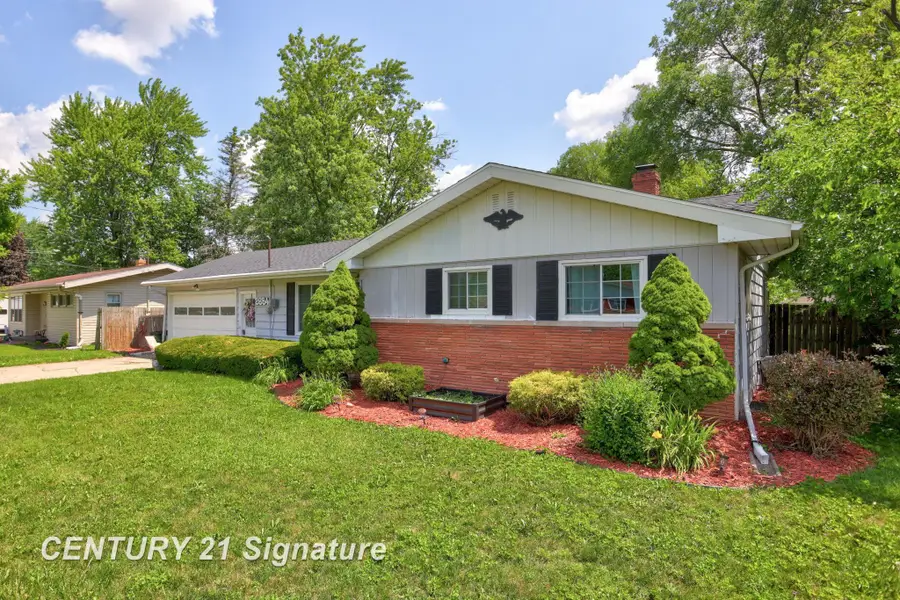 2684 Kuhlman, Saginaw, MI 48603 - #3