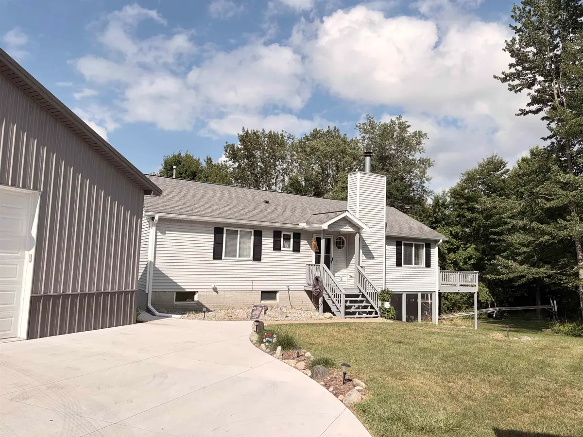 860 N Harding, Harrison, MI 48625 - #1