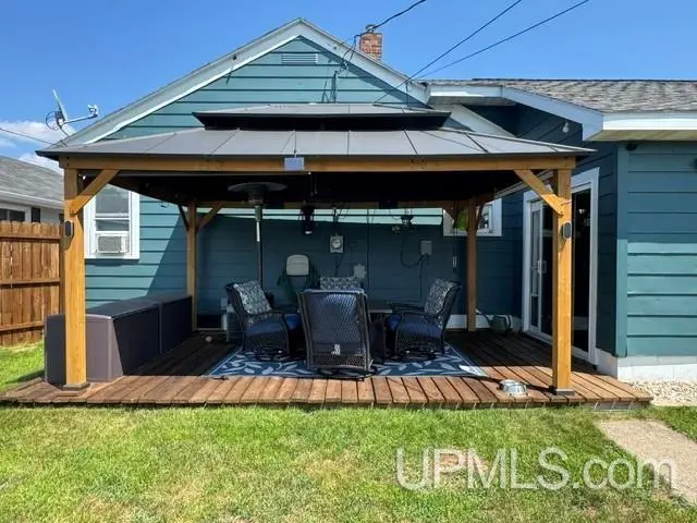 512 S 18th, Escanaba, MI 49829 - #3