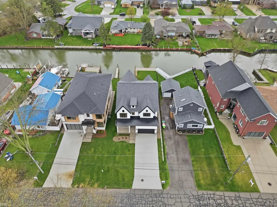 41225 Belvidere, Harrison Township, MI 48045 - #2
