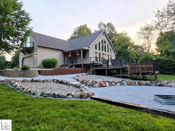 5320 Piersonville, Columbiaville, MI 48421