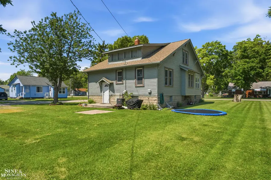 729 Smith, Algonac, MI 48001 - #2