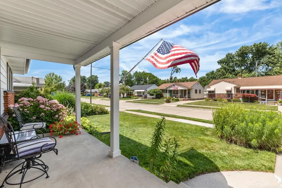 22306 Kramer, Saint Clair Shores, MI 48080 - #3