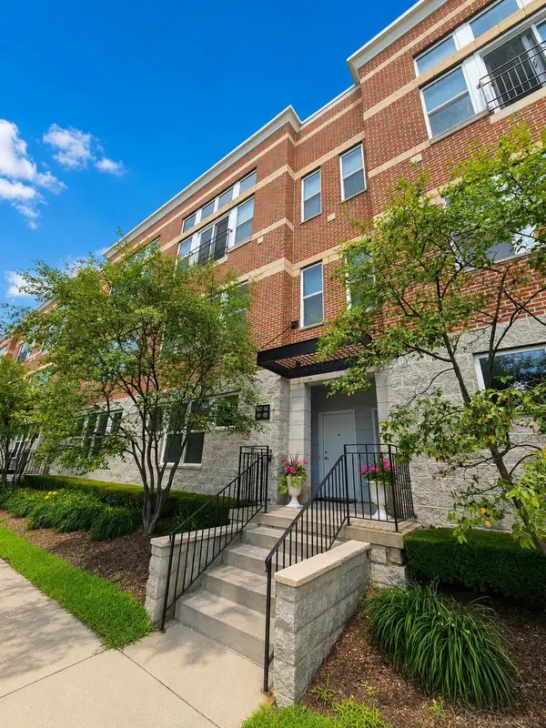 66 Clinton #14, Mount Clemens, MI 48043