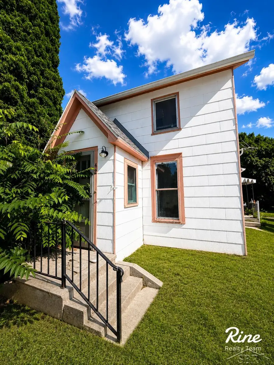 42 W Main, Mayville, MI 48744 - #2