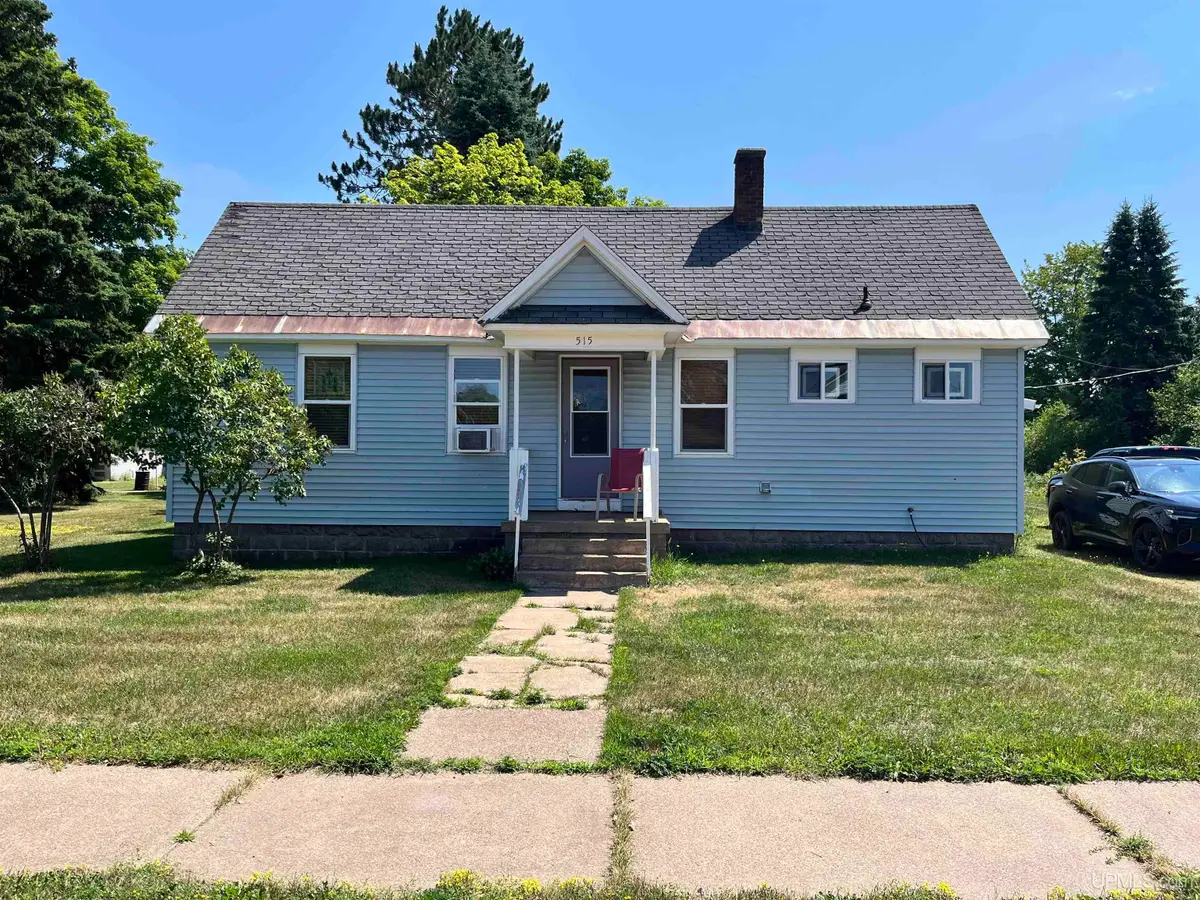 515 Old Rockland, Ontonagon, MI 49953 - #1