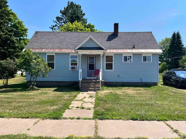 515 Old Rockland, Ontonagon, MI 49953