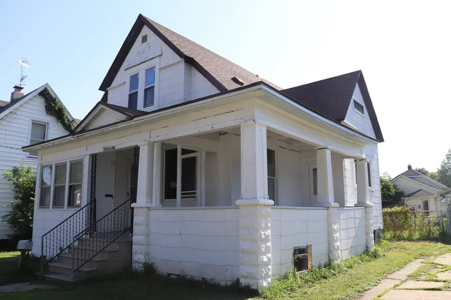 704 N Linn, Bay City, MI 48706 - #2