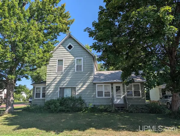 201 N 4th, Ontonagon, MI 49953