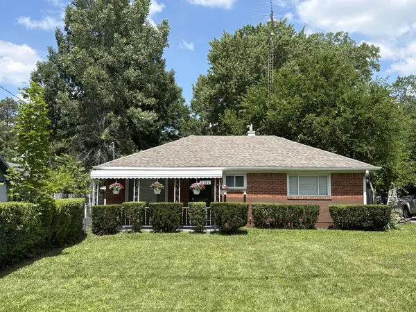 2387 Wildwood Circle, Grand Blanc, MI 48439