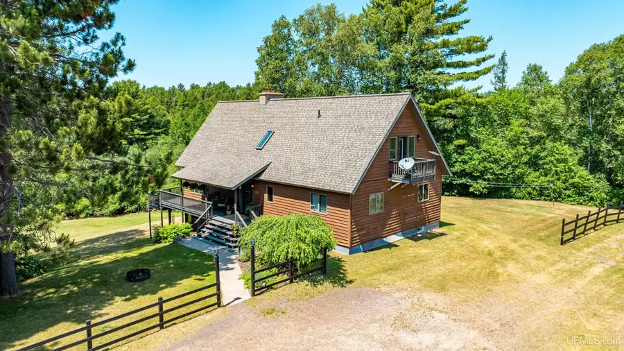 4042 5 Mile Point, Allouez, MI 49805 - #3