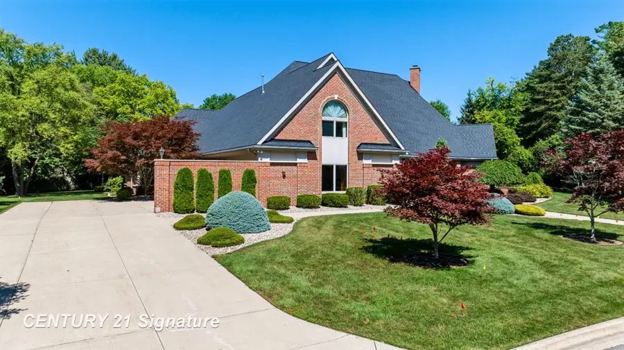 5590 Pine Gate, Saginaw, MI 48603 - #2