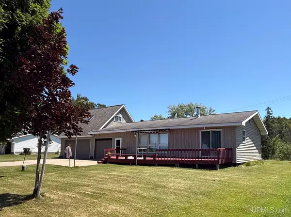 W7897 Lake Antoine, Iron Mountain, MI 49801