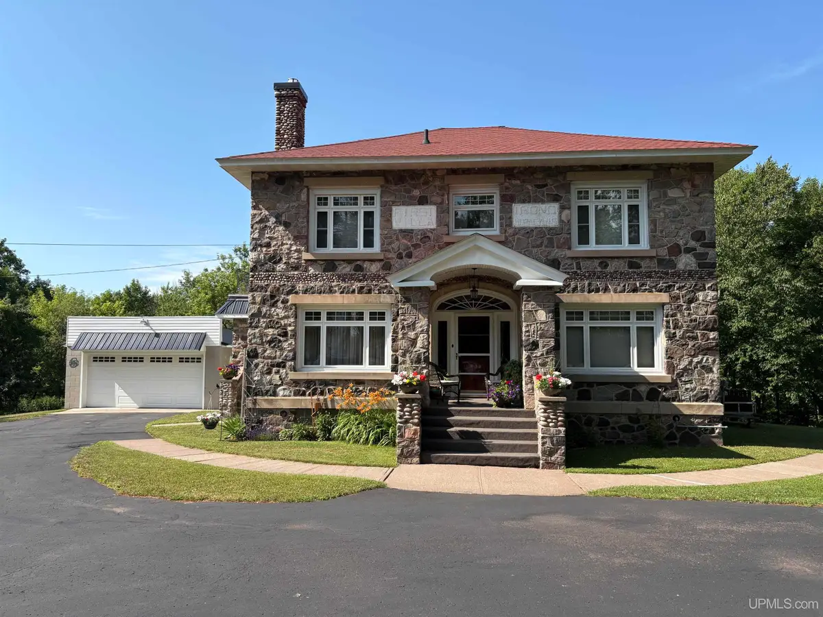 613 N 2nd, Hurley, WI 54534 - #1