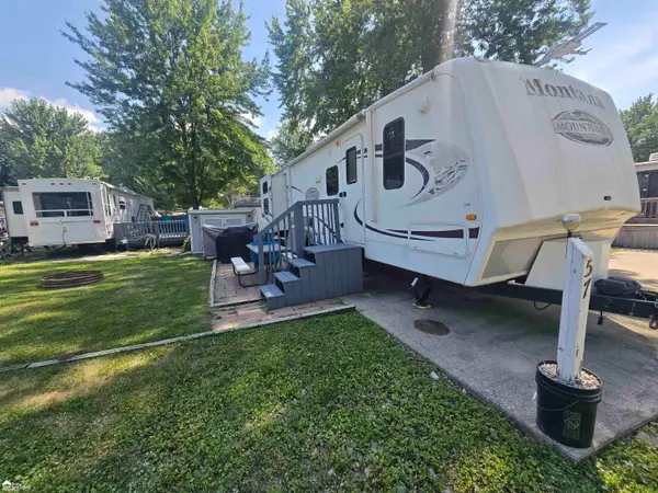 10001 Goodall #57, Durand, MI 48429