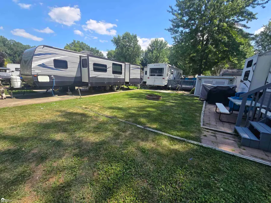 10001 Goodall #57, Durand, MI 48429 - #3