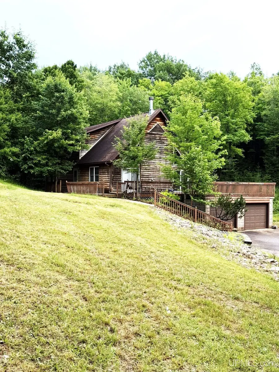 543 Maple Wood, Gwinn, MI 49841 - #2