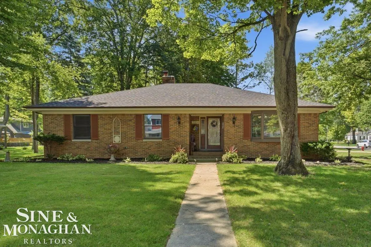 2001 Jackson, Saint Clair, MI 48079 - #1