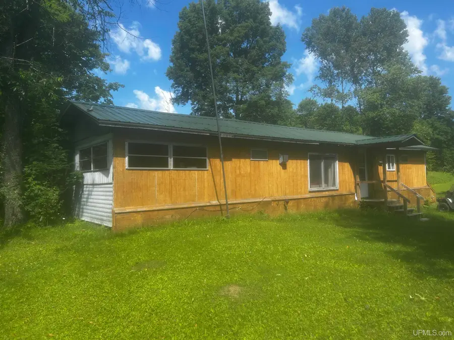 W8448 Leeman, Sagola, MI 49891 - #2